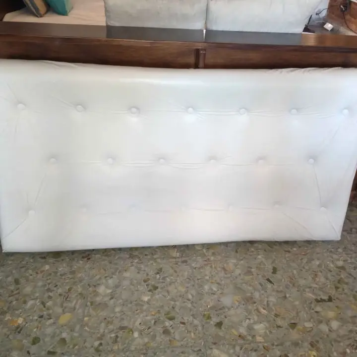 Respaldo de pared para sommier