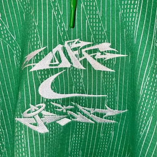 Buzo Nike x offwhite