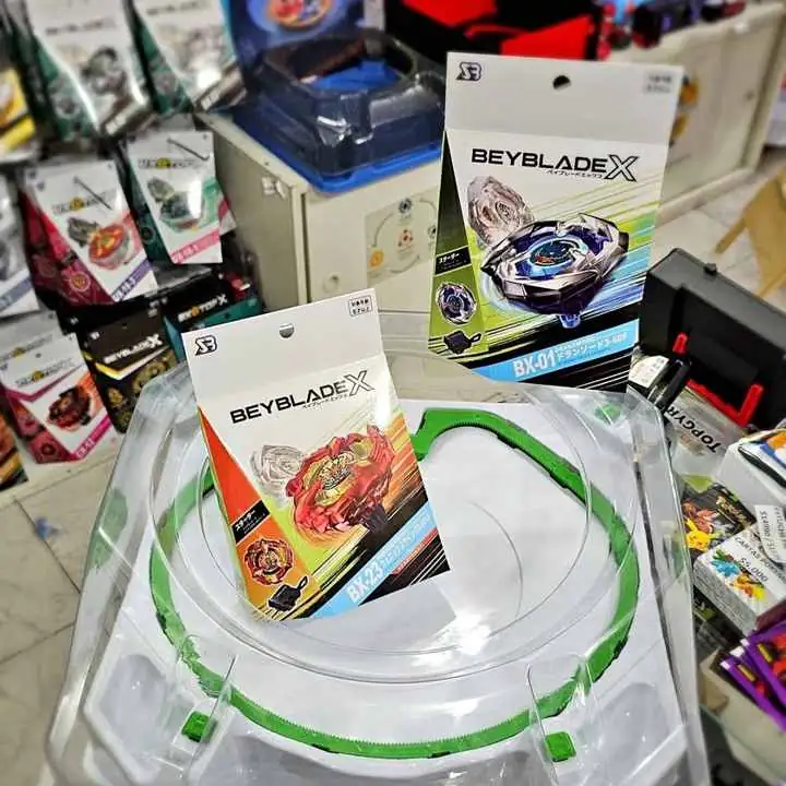 Combo beyblade X Pista con riel + 2 trompos de metal 100% calidad importado. Envíos en el día