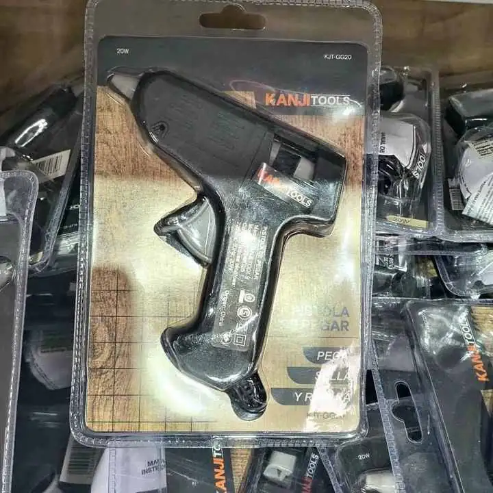 Pistola chica para pegar