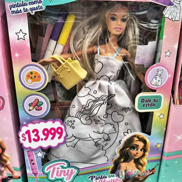 Muñeca tiny