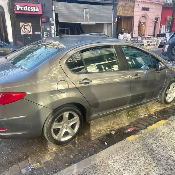Vendo Peugeot 408 2014 real oportunidad líquido urgente llamar al