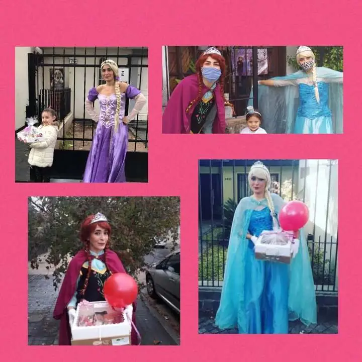 Princesas entregando desayunos y meriendas