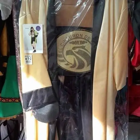 Venta disfraces adultos