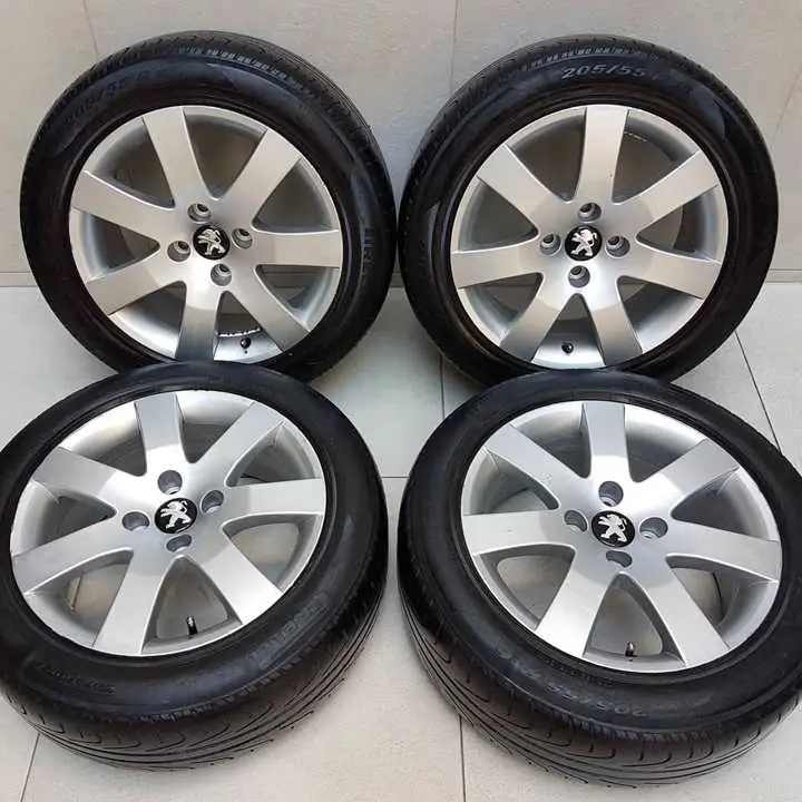 Llantas R16 Peugeot santiaguito originales. excelentes!