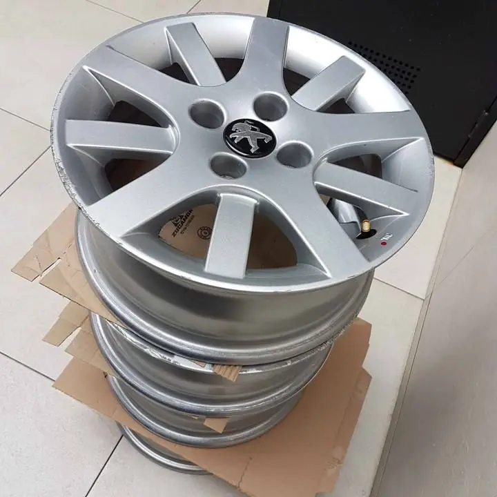 Llantas R15 Peugeot interlagos originales. ¡se venden!