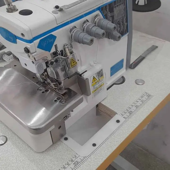 Overlock 4 hilos automatica