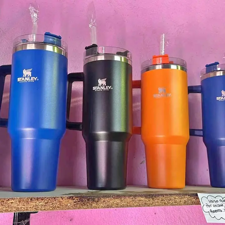 Últimas unidades Vaso quencher stanley