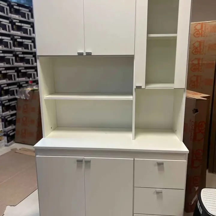 Modular medidas: 1,05 cm de ancho. 1,86 cm de alto. 47 cm de profundidad. $292.000