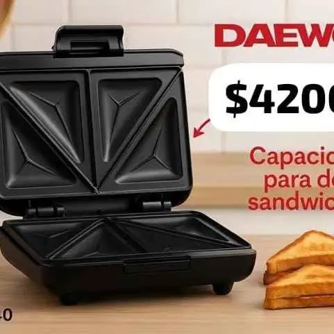Sandwichera eléctrica Daewoo, modelo DSM-9740