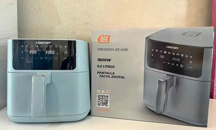 Freidora de aire 9,5 L Lüsqtoff – color celeste