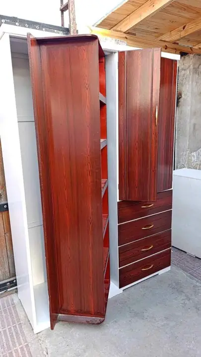 Ropero giratorio premium por Mayor y Menor