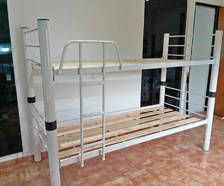 Cama cucheta de caño con colchón