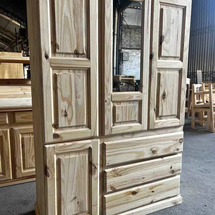 Ropero de Pino 3 Puertas c/espejo – 1,20 m