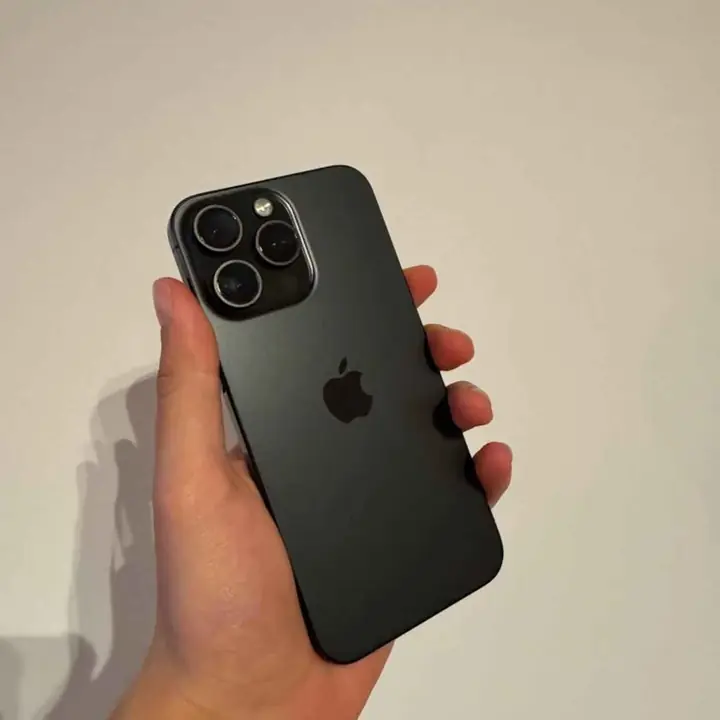 OFERTA iPhone 15 pro Max 256gb 100%
