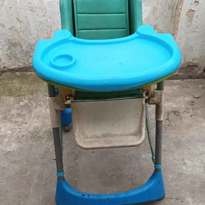 Sillita de Comer para Varón