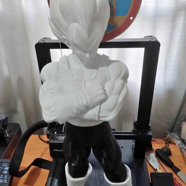 Figura Vegeta de 60cm aprox.en 3D (sin pintar)