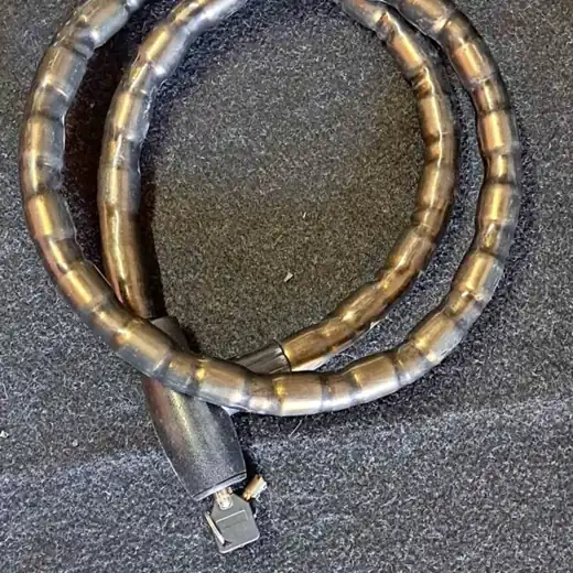 Linga para moto o bicicleta con sus 2 llaves de 1.20 de largo