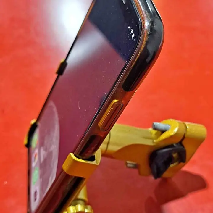 Portacelular para moto o bicicleta metálico
