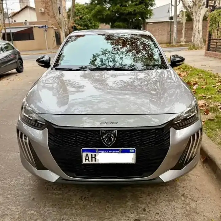 Peugeot 208 1.6 Allure At 2025 | Impecable estado
