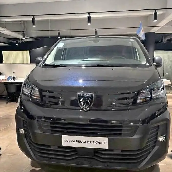 Peugeot Expert L3 | Color negro Perla | Compra directa de fábrica