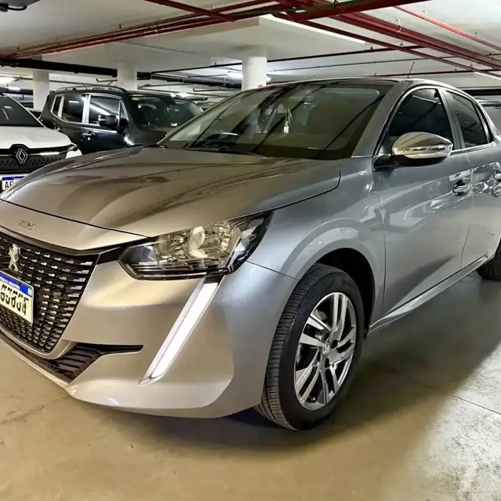 Peugeot 208 1.6 Allure Tiptronic 2022 excelente estado