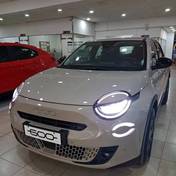 Fiat 600 hybrid 1.2 turbo tomo permuta usado precio didi uber taxi
