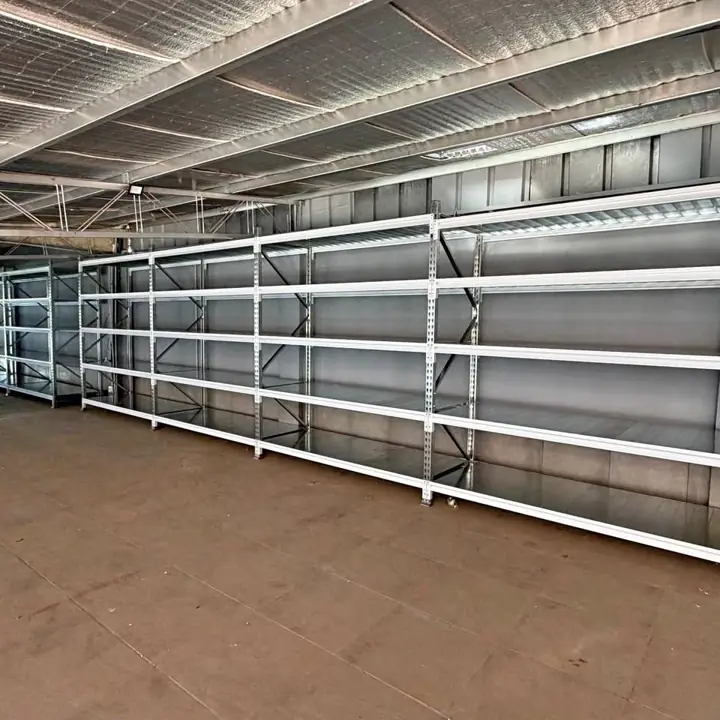 Racks livianos metálicos