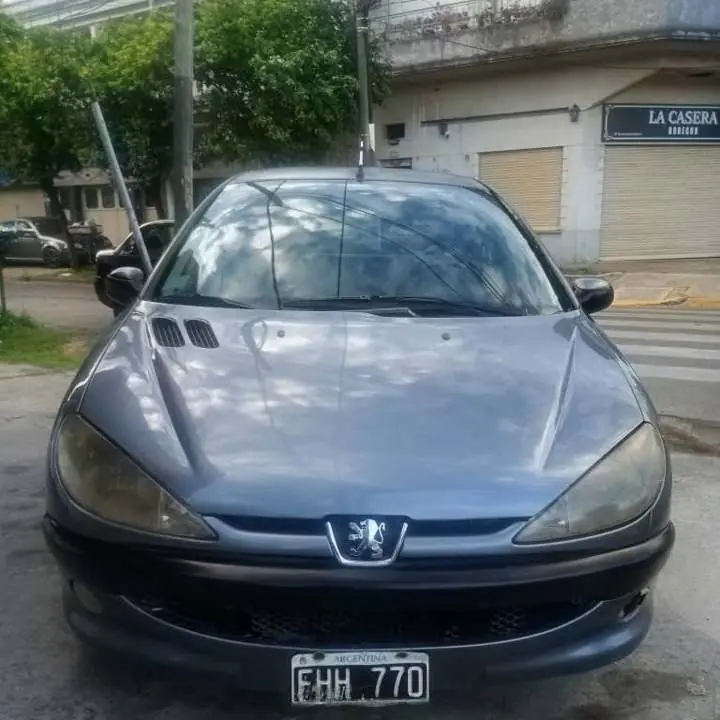 Peugeot 206 diesel 2006 aire y dirección 3.800.000 pesos