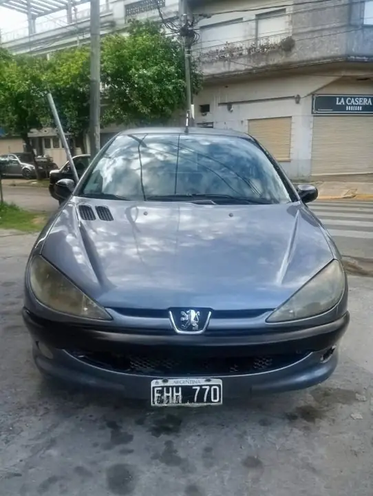 Peugeot 206 diesel 1.9 2006 pesos 3.500.000 documentación completa para transferir