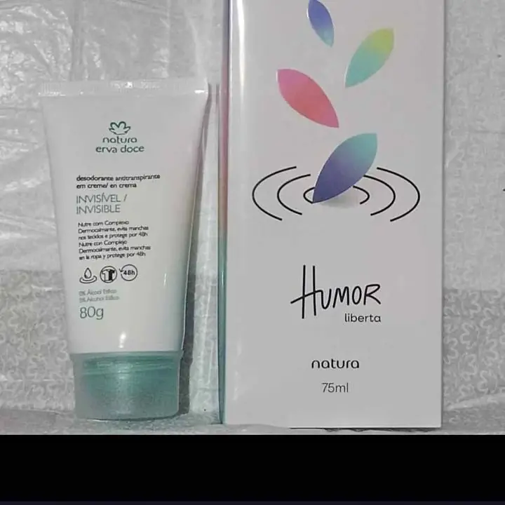 Kit perfume Humor Liberta+erva doce desodorante en crema Natura