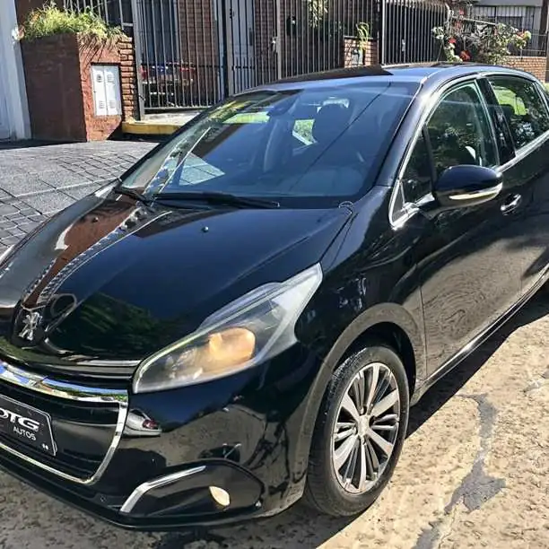 2017 Peugeot 208 1.6 Feline