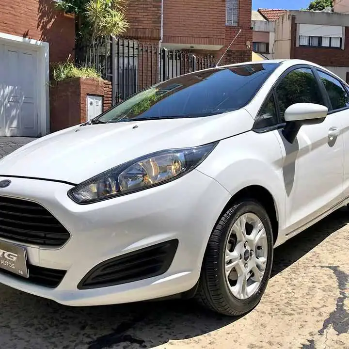 2016 Ford Fiesta Kinetic 1.6 S Plus 120cv