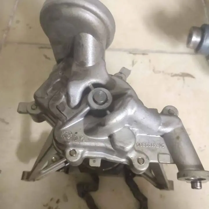 Bomba de aceite de Peugeot 208