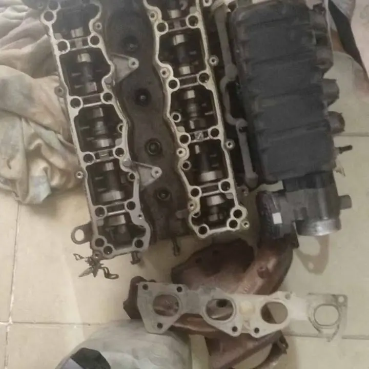 Tapa de cilindros de Peugeot 208 1.6