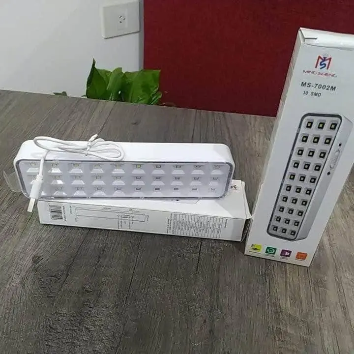 Luz de emergencia 30