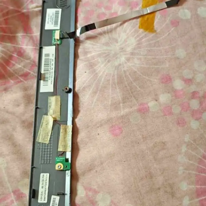 Compaq presario F700 bisel y flex power