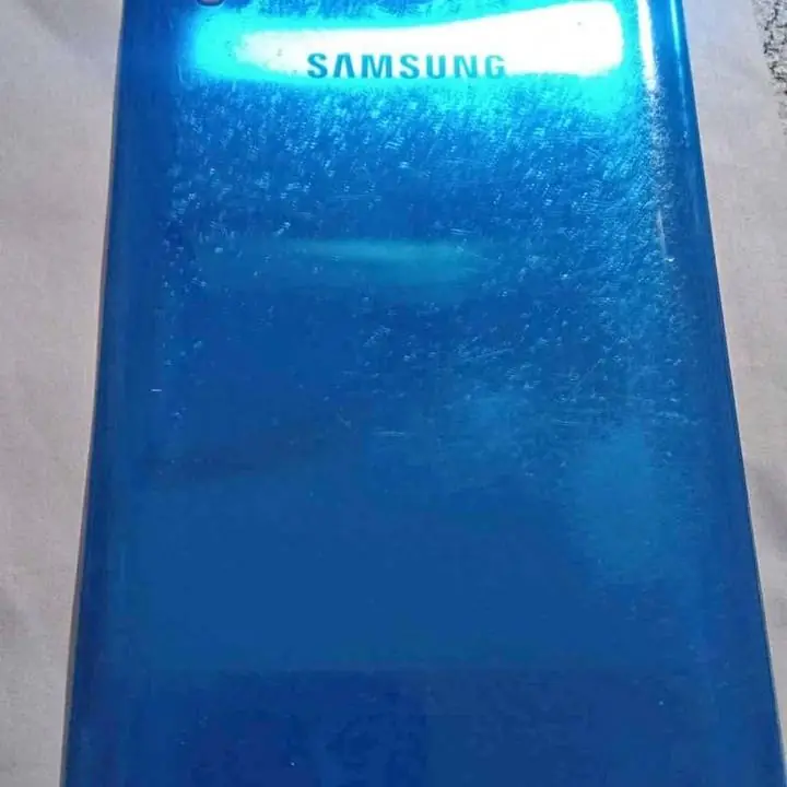 Samsung A50 tapa y protector cámaras