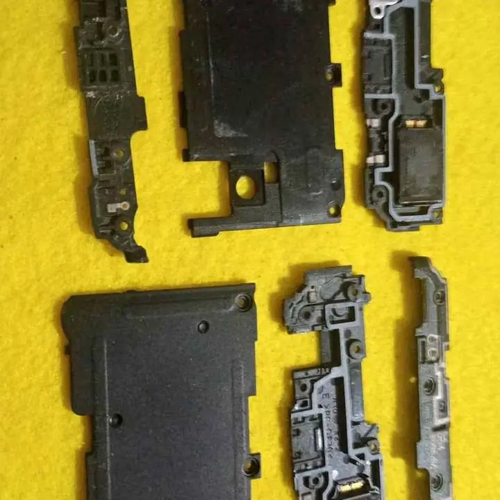 Samsung A10 tapas y altavoz, precio por juego cada