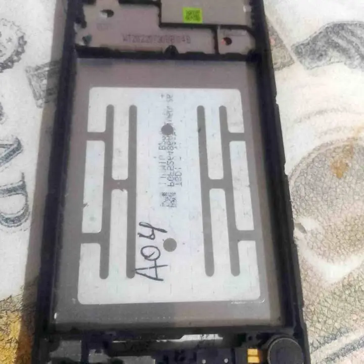 Samsung A04 marco en buen estado