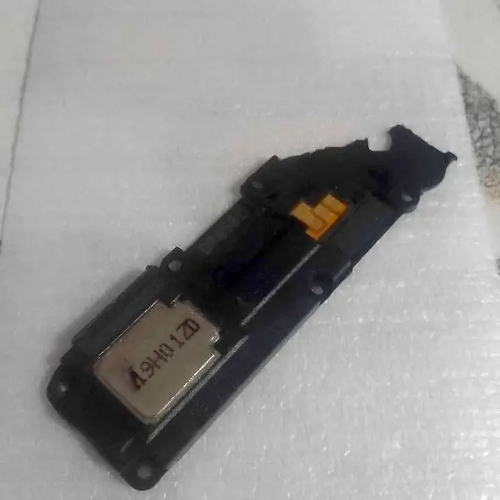 Moto one vision/ action tapa altavoz (detalle no afecta su funcionamiento)