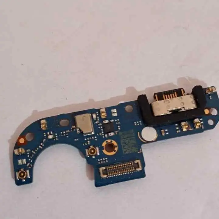 Moto G42 pla carga original sacada de equipo excelente estado