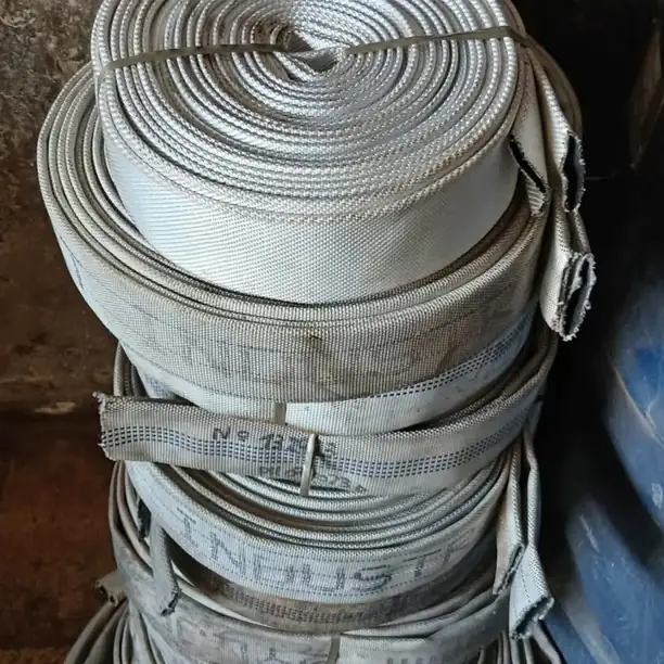 Manguera de incendio varios rollos