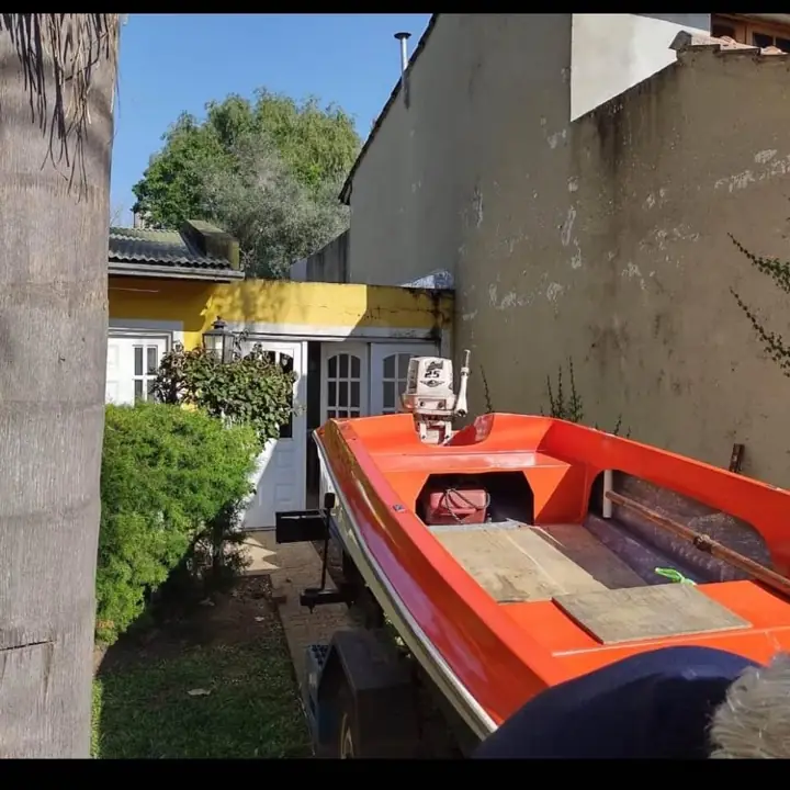 Bote con motor johnson 25hp y trailer