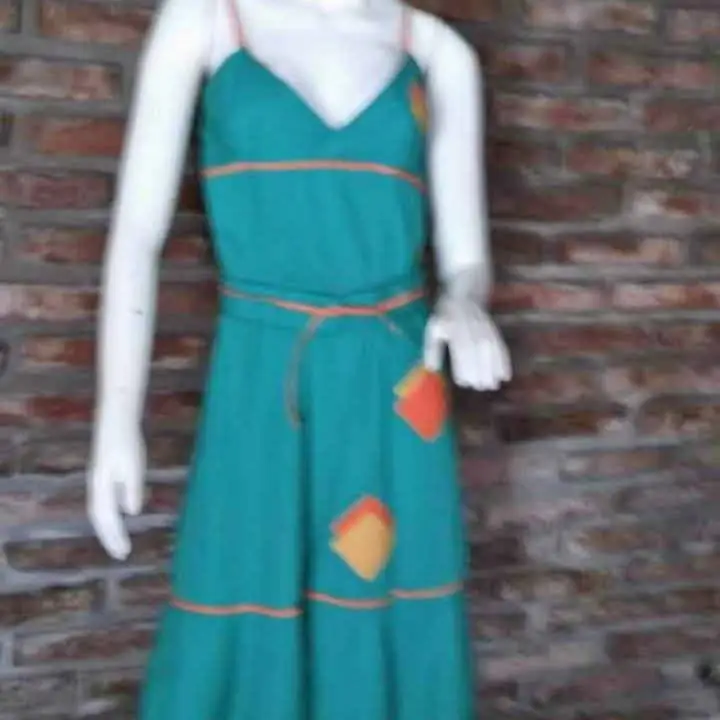 Vestidos remeras camperas