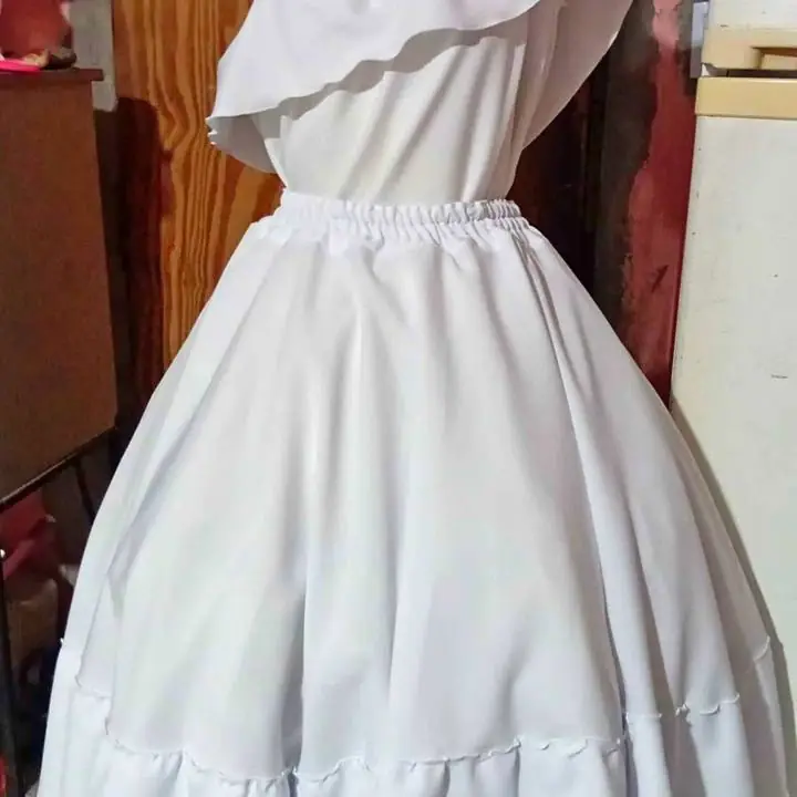 Pollera plato con volado + paisana + paño