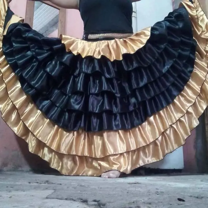 Pollera 7 volados doble plato kimbanda