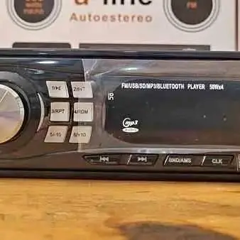 Autoestéreo con Bluetooth