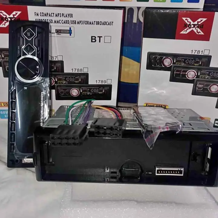 Estereo Bluetooth frente desmontable