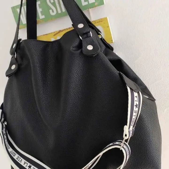 Carteras & bolsos. Pedido llega el 08/4/24